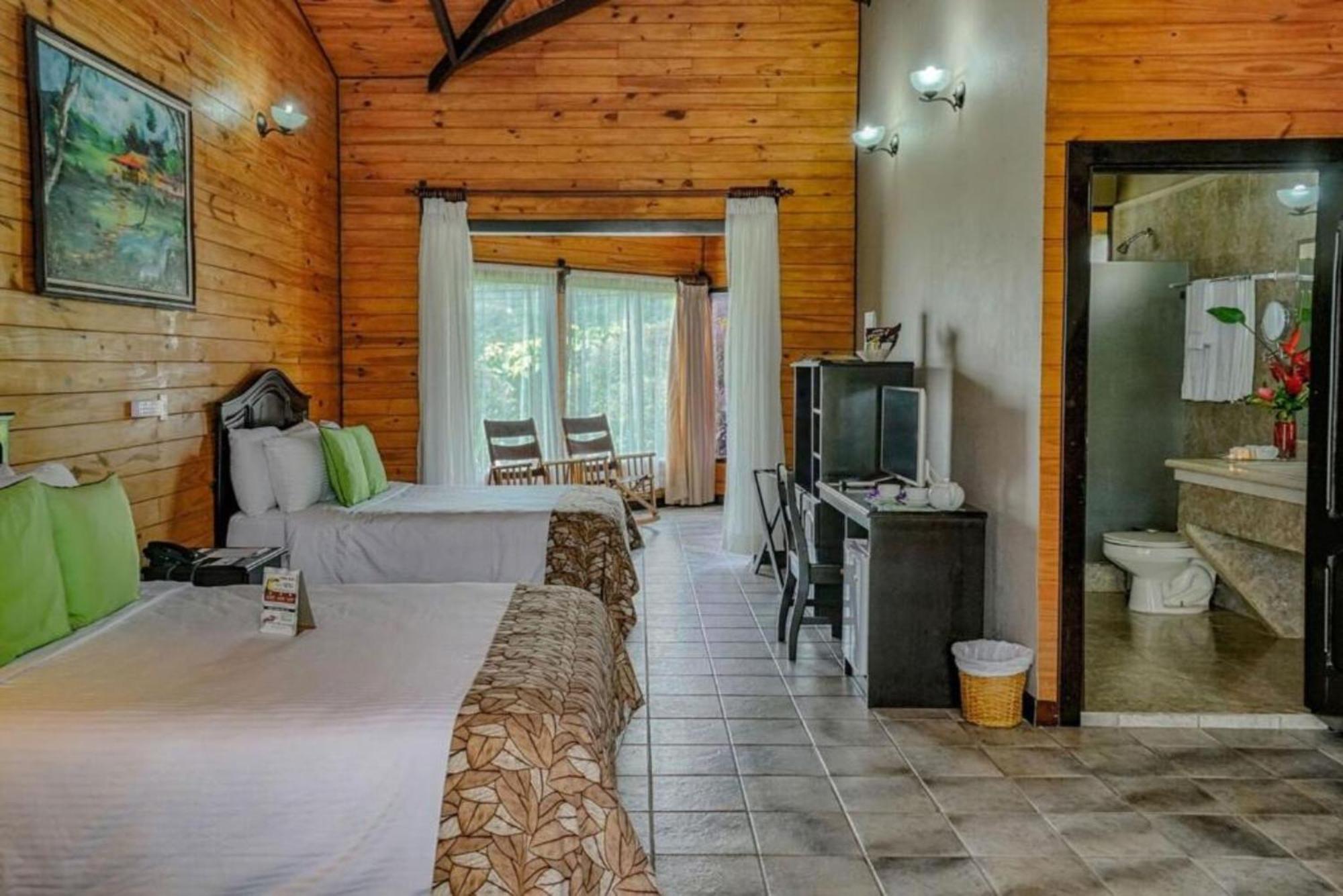 Montana De Fuego Mountain Resort & Spa La Fortuna Room photo