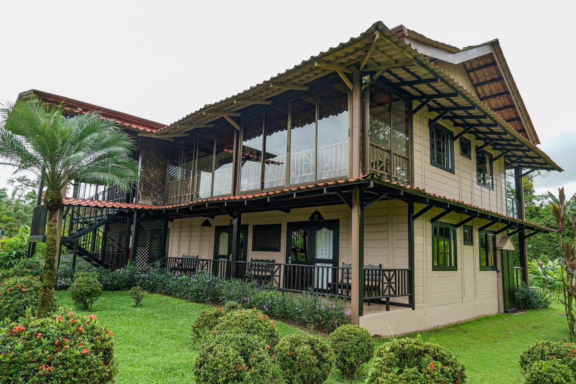 Montana De Fuego Mountain Resort & Spa La Fortuna Room photo
