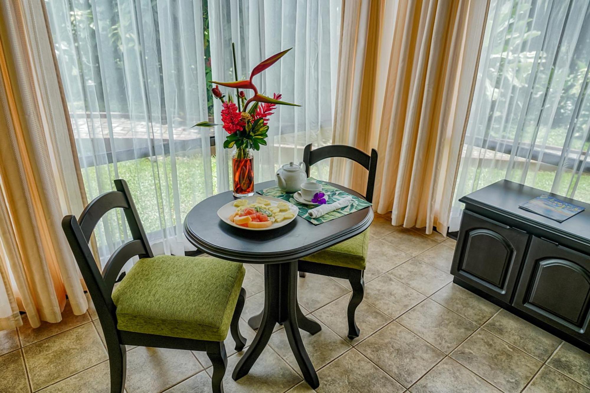 Montana De Fuego Mountain Resort & Spa La Fortuna Room photo